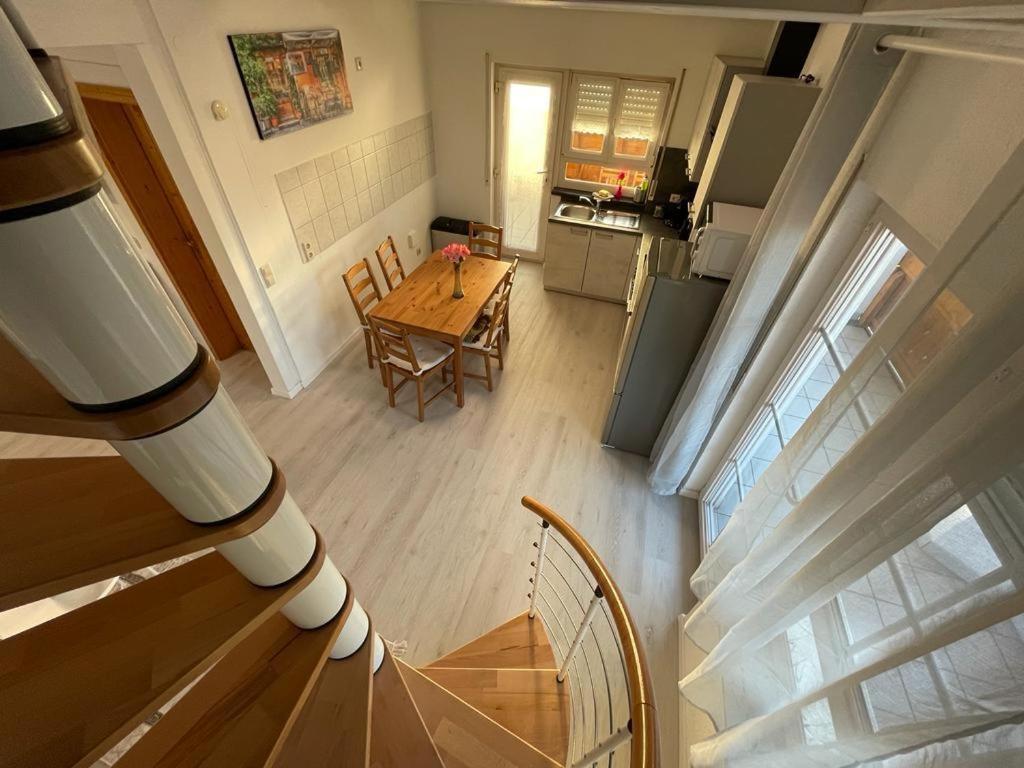 Sky Apartments روست المظهر الخارجي الصورة