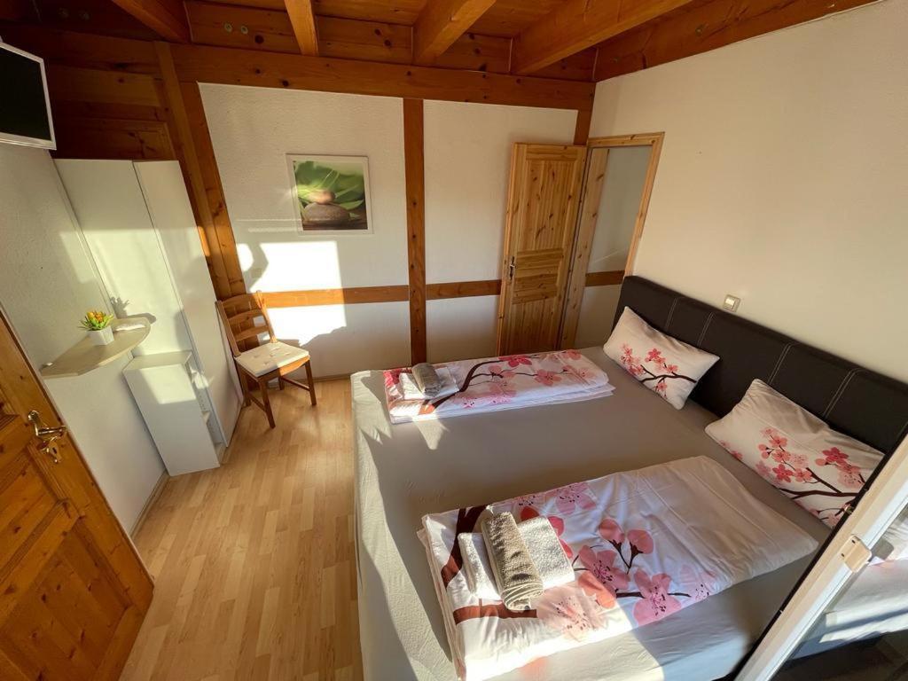Sky Apartments روست المظهر الخارجي الصورة